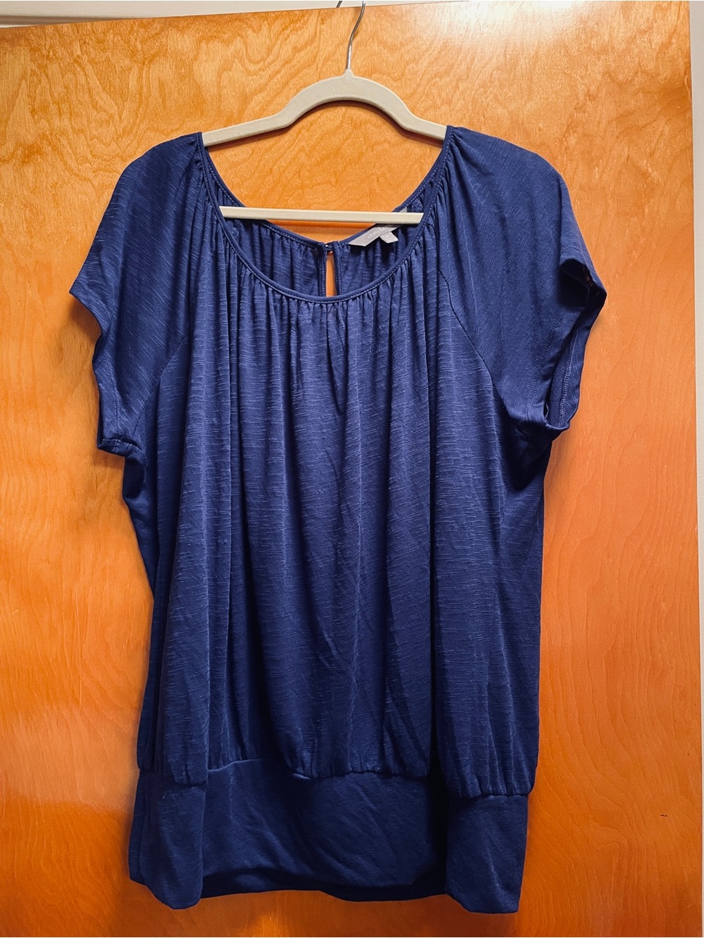 Women’s Dark Blue Short-Sleeve Top with banded waist Size XL